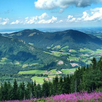 under-the-mountain-4384885_640